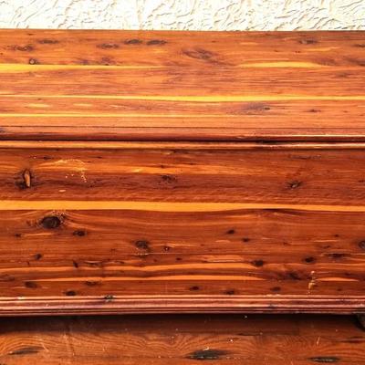 Lot #102 Vintage Cedar Chest - Clean