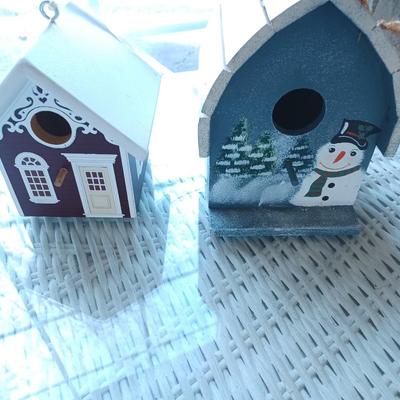 2 hand painted bird house