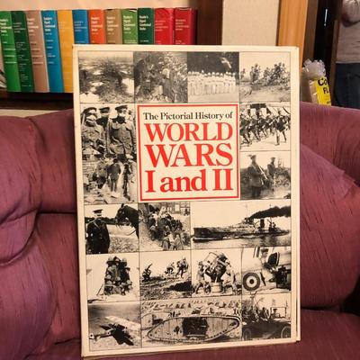 Pictoral History of WWI and WWII (Pair)