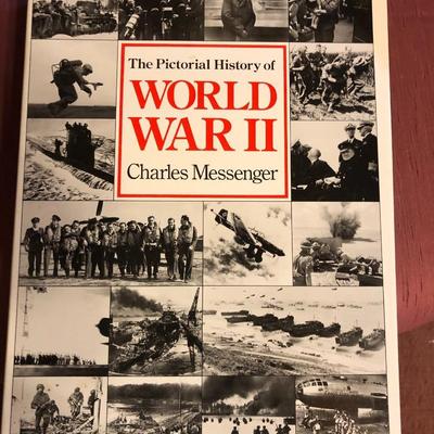 Pictoral History of WWI and WWII (Pair)
