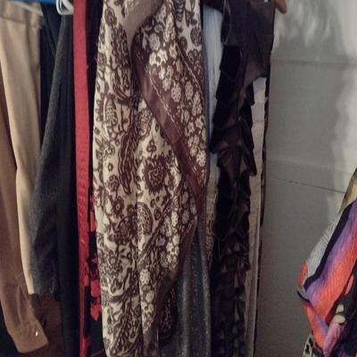 Collection of Ladies Clothing and Shoes (C)