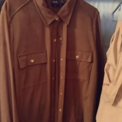 Collection of Ladies Clothing and Shoes (C)