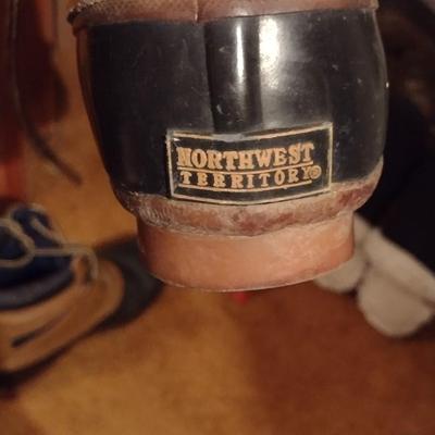 Collection of Ladies Clothing and Shoes (C)