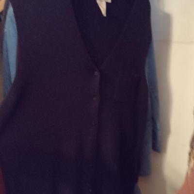 Collection of Ladies Clothing and Shoes (C)