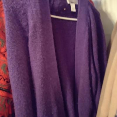 Collection of Ladies Clothing and Shoes (C)