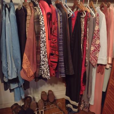 Collection of Ladies Clothing and Shoes (C)