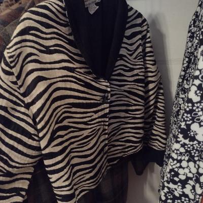 Collection of Ladies Clothing and Shoes (C)