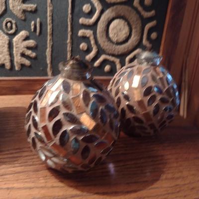 Pair of Mosaic Design Oil Lamps