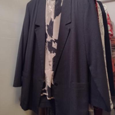 Large Collection of Ladies Clothing and Shoes (B)