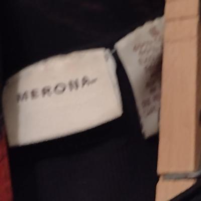 Large Collection of Ladies Clothing and Shoes (B)