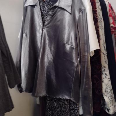 Large Collection of Ladies Clothing and Shoes (B)