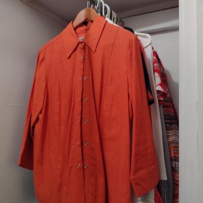 Large Collection of Ladies Clothing and Shoes (B)