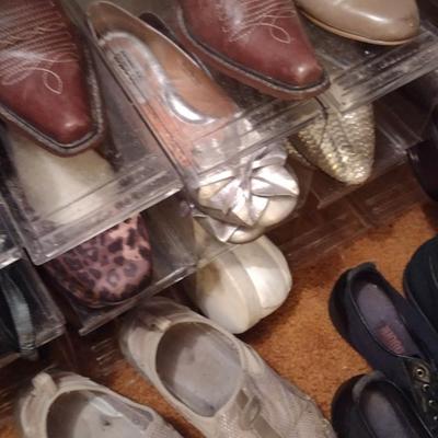 Large Collection of Ladies Clothing and Shoes (B)