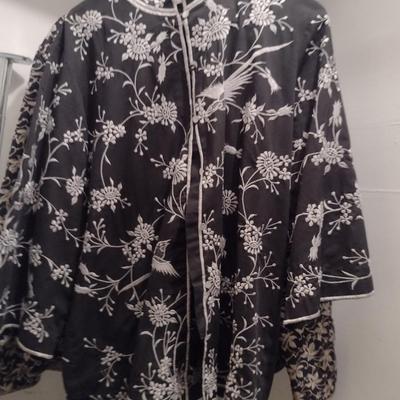 Large Collection of Ladies Clothing and Shoes (B)