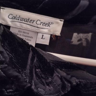 Large Collection of Ladies Clothing and Shoes (B)