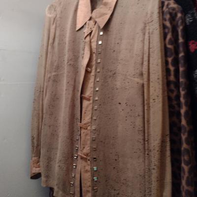 Large Collection of Ladies Clothing and Shoes (B)