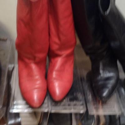 Large Collection of Ladies Clothing and Shoes (B)