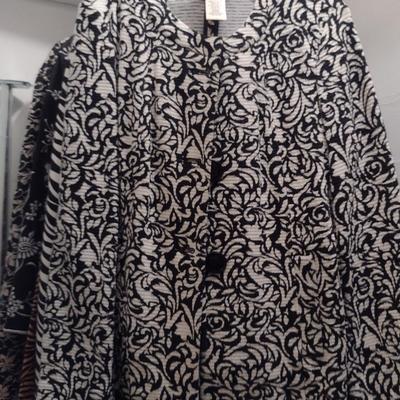 Large Collection of Ladies Clothing and Shoes (B)