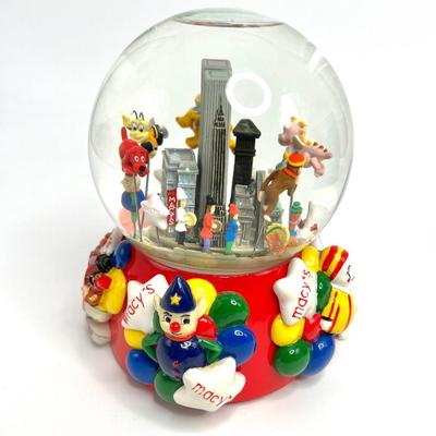 2001 Macyâ€™s 75th Anniversary Thanksgiving Day Parade Snow Globe with Twin Towers, Curious George, Rugrats, Clifford