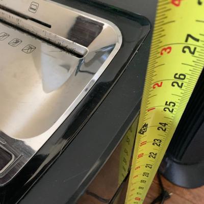 Staples Titanium Cutter Paper Shredder
