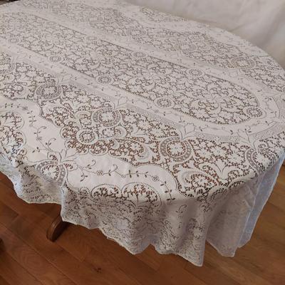 Tablecloths and more (HC2-BBL)