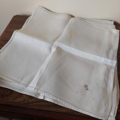 Tablecloths and more (HC2-BBL)