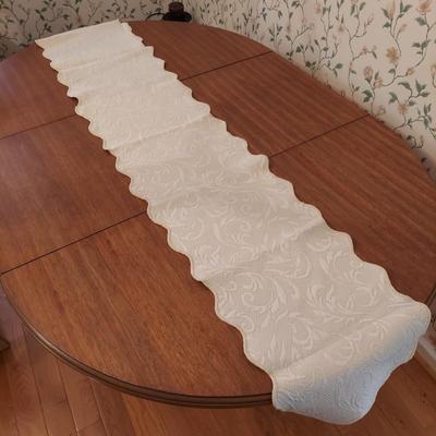 Tablecloths and more (HC2-BBL)