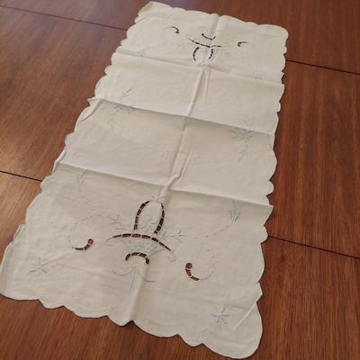 Tablecloths and more (HC2-BBL)