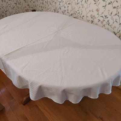Tablecloths and more (HC2-BBL)