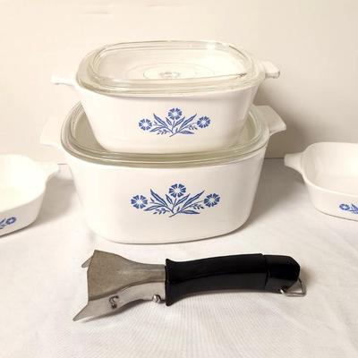 Lot #116 Lot of Corning Ware - Cornflower pattern