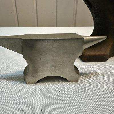 Small Anvil Lot