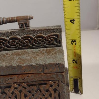 Resin Decorative Box