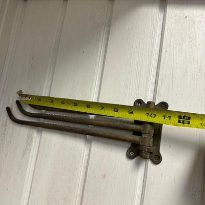 Antique Three Arm Swing Towel Deco