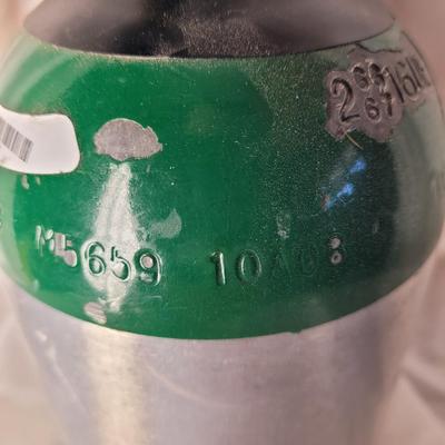 Small oxygen cylinder, full