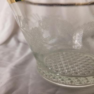 Gold rimmed etched glass bowl.