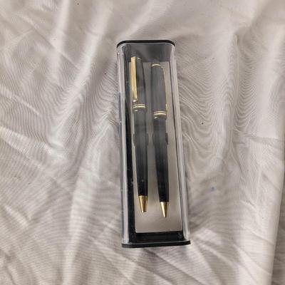 Pen and pencil set