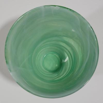 Green swirl art glass vase
