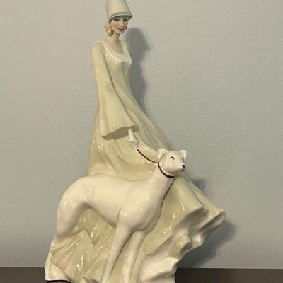 LOT 33: Reflections by Royal Doulton 