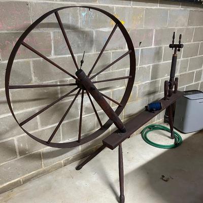 LOT 69: Vintage Spinning Wheel
