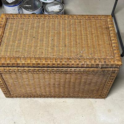 LOT 72: Wicker Chest, Bench and Planter Table