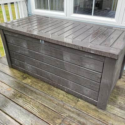 LOT 89: Keter Brown Outdoor Deck Box