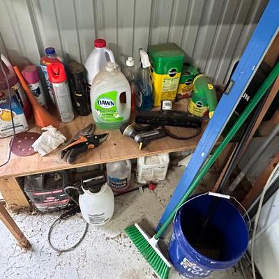 LOT 120: Barn Finds: 2 Shelf Units and Contents