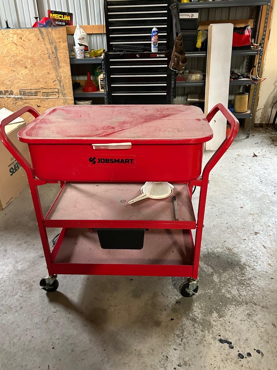 LOT 121 Portable Jobsmart Parts Washer