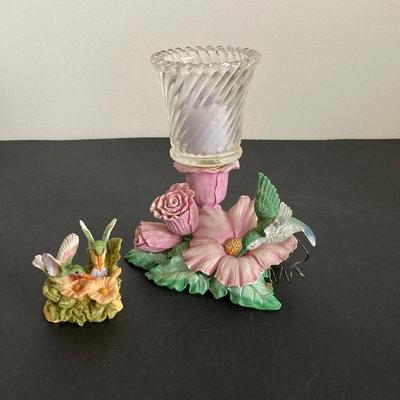 LOT 108: Backyard Birds & Bloom Collection: Hand Blown Clear Glass Flowers, Bird Themed Coasters, Lighted Vase, Books & More