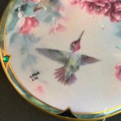 LOT 147: Beautiful Lena Liu Hummingbird Music / Trinket Boxes and the Stunning 