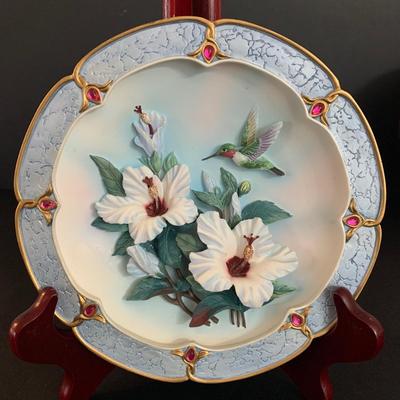 LOT 148: Bradford Exchange Limited Lena Liu Jeweled Collectors Plates with Hummingbirds and Flowers in Releif - Numbered