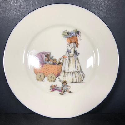 LOT 25M: Lenox Collection - Special Collector Child's Plate / Mug, Christmas Tree Votive & Meridian Collection Dish
