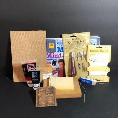 LOT 58C: Small Wooden Shelf, Mini Book Making Kit, Block Printing Tools & Book Binding Thread