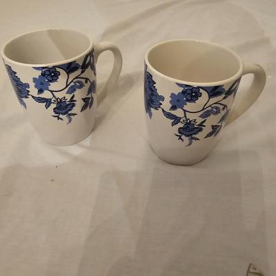 Royal Norfolk China w/Accessories & More (DR-JS)