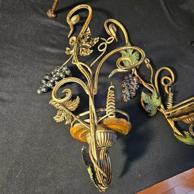 Kitchen Decor Including Metal Fruit Basket, Tabletop Caddy and more (K-DW)